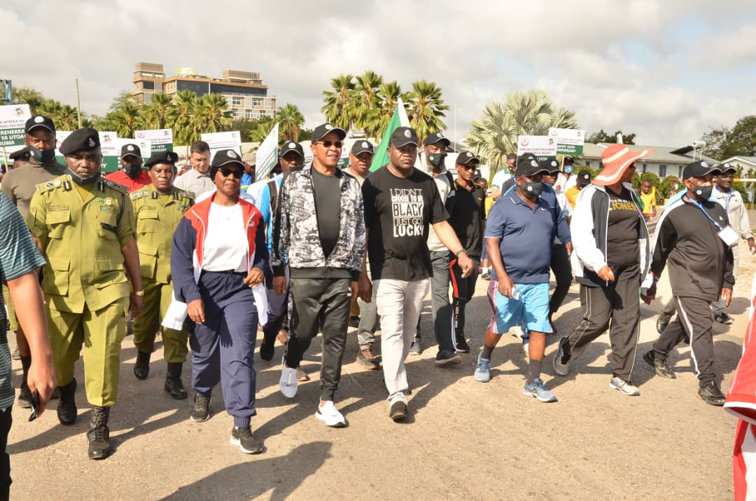 FORMER PRESIDENT OF THE UNITED REPUBLIC OF TANZANIA H.E JAKAYA KIKWETE LEADS A 5-KILOMETER WALK TO MARK THE AFRICAN COURT 15TH ANNIVERSARY