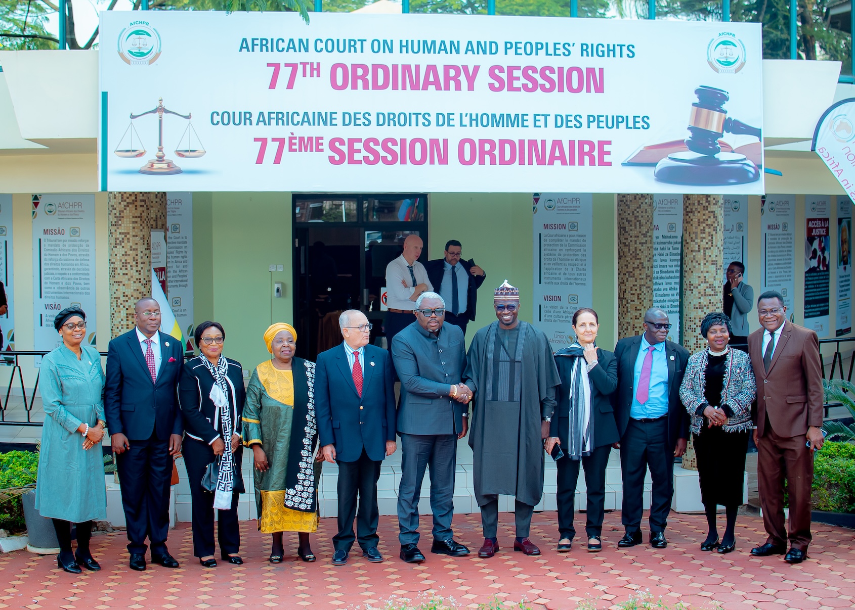 La Cour africaine et la Commission africaine publient le Communiqué final, les directives en matière de saisine et une capsule vidéo sur les temps forts de leur deuxième Retraite sur la complémentarité.